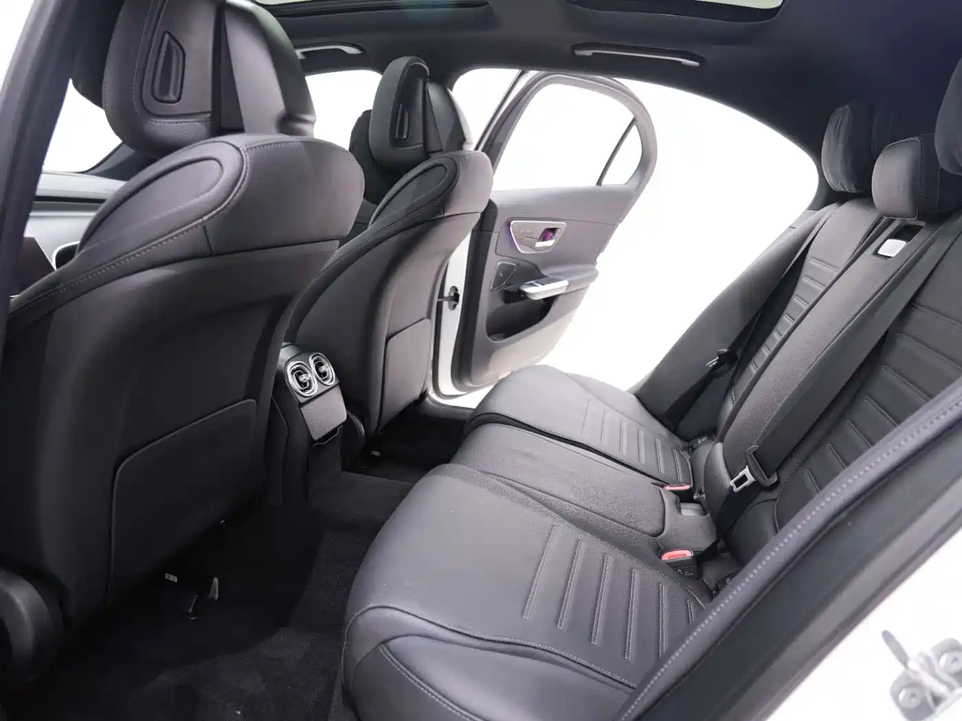 Mercedes-Benz C-Class 2024 C 260 L Sport фото 17