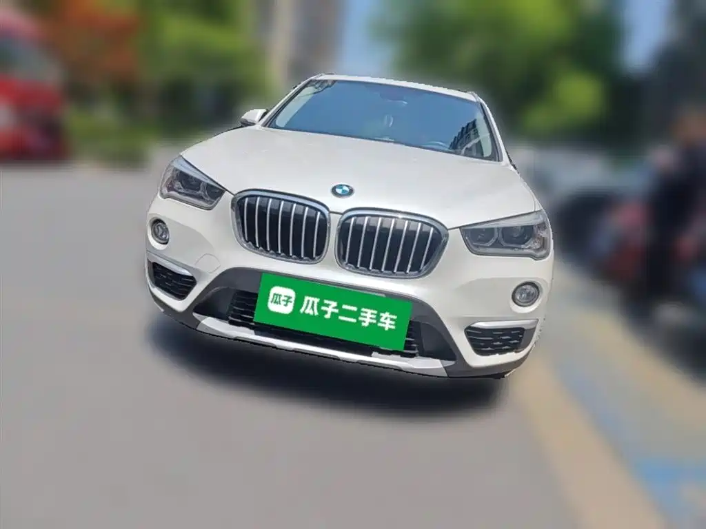 BMW X1 2018 sDrive18Li Premium Model фото 24