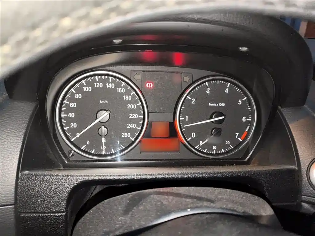BMW X1 2015 Model sDrive18i Fashion Advanced Edition фото 4