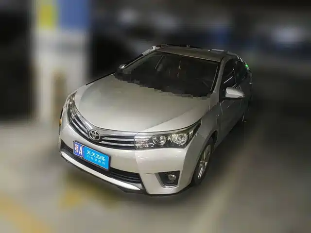 Toyota Corolla 2014 1.6L CVT GL — фото 1