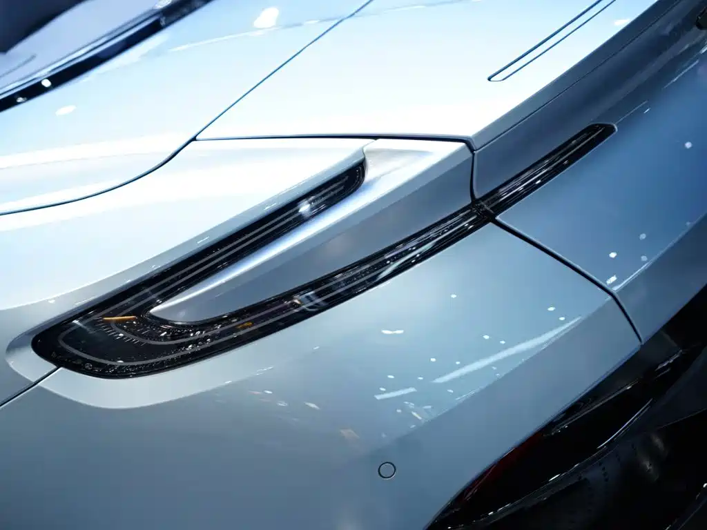 Aston Martin DB11 2021 2020 4.0T V8 Volante