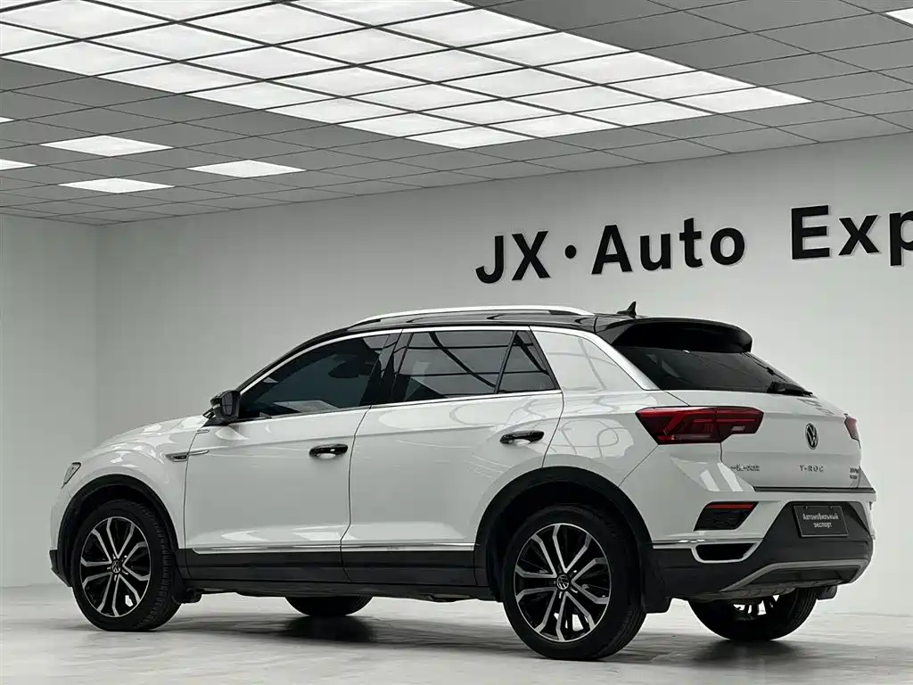 Фото 7 - Volkswagen T-ROC