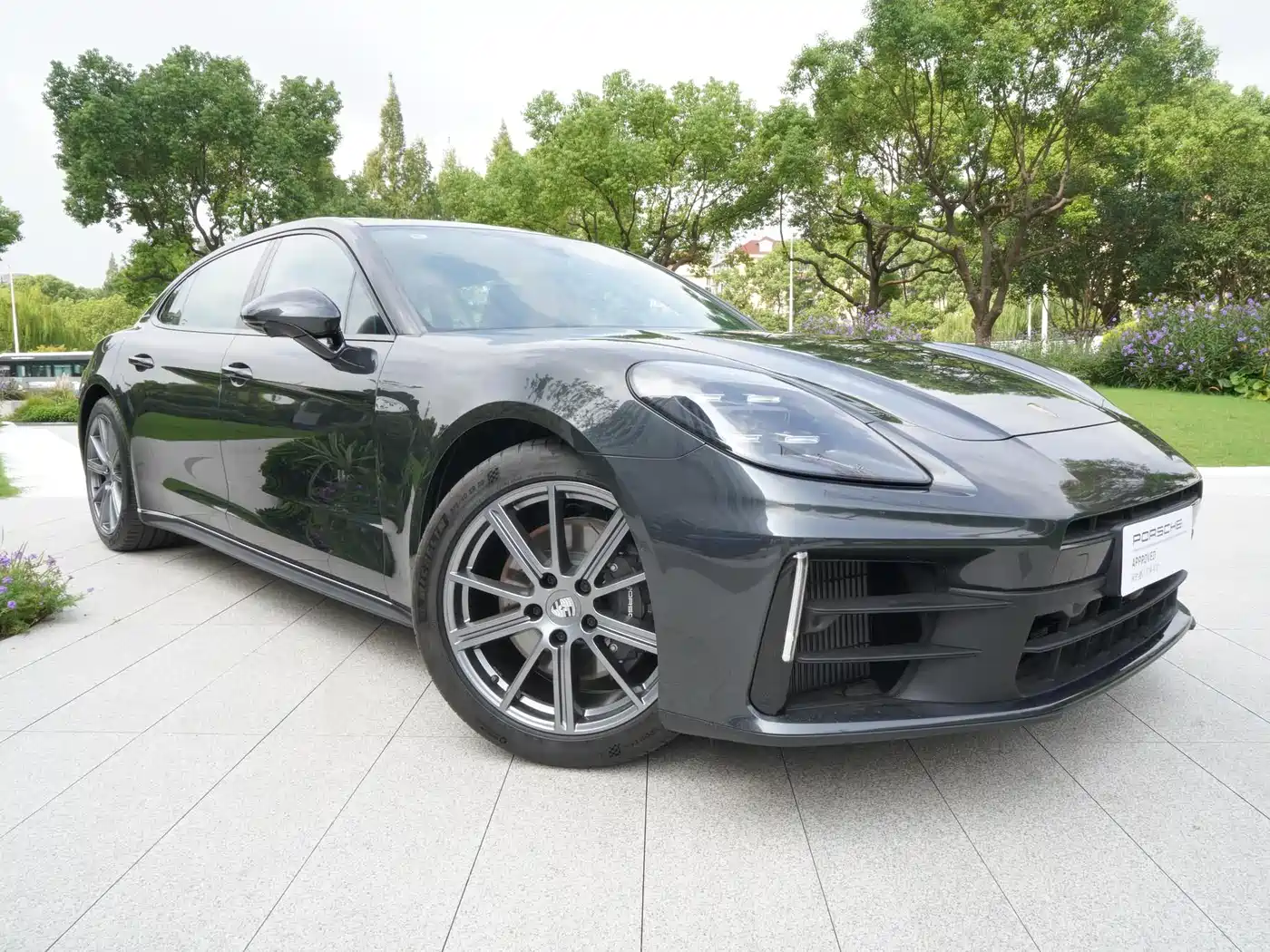 Porsche Panamera 2024 Panamera 4 Executive Long Wheelbase 2.9T фото 16