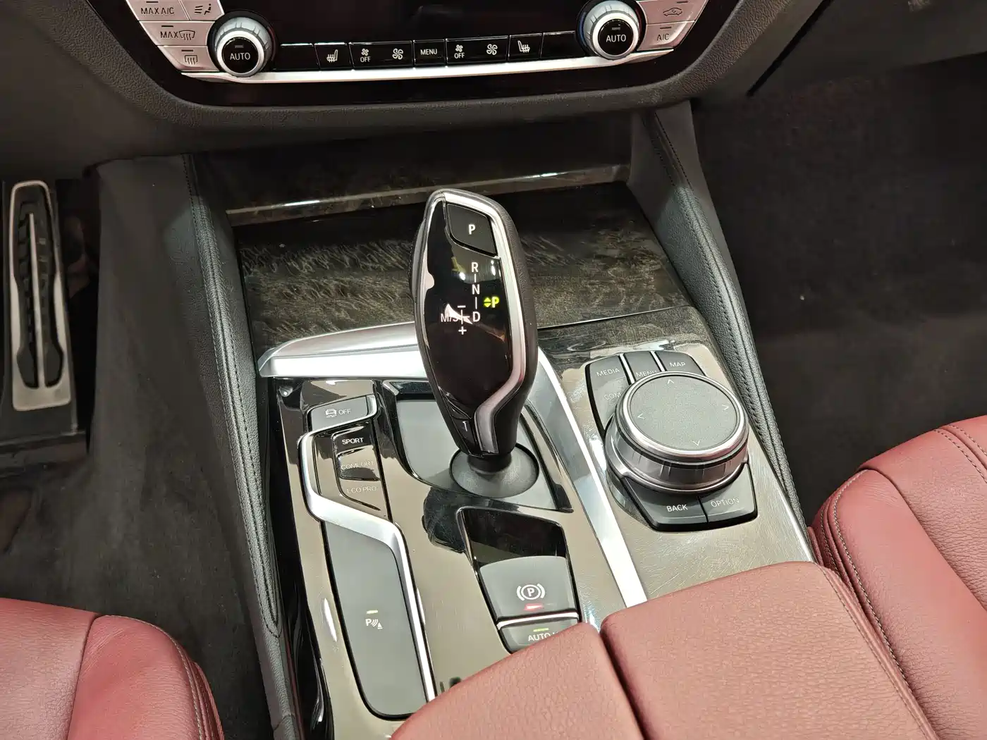 BMW 5 Series 2018 Facelift 530Li Leading M Sport Package фото 18