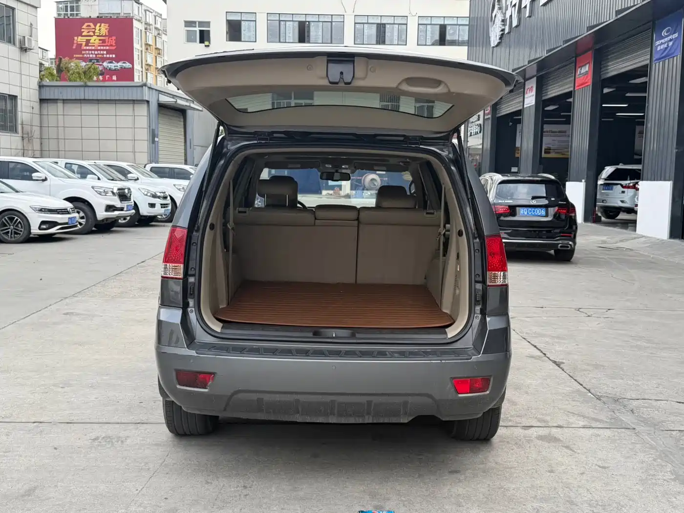 Kia Borego 2015 2013 3.8L Luxury Edition China V