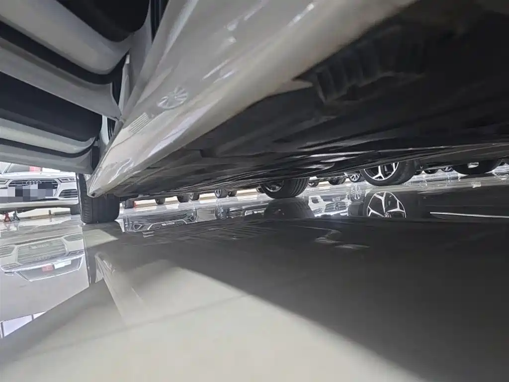 BMW 3 Series 2023 325Li M Sport Package фото 22