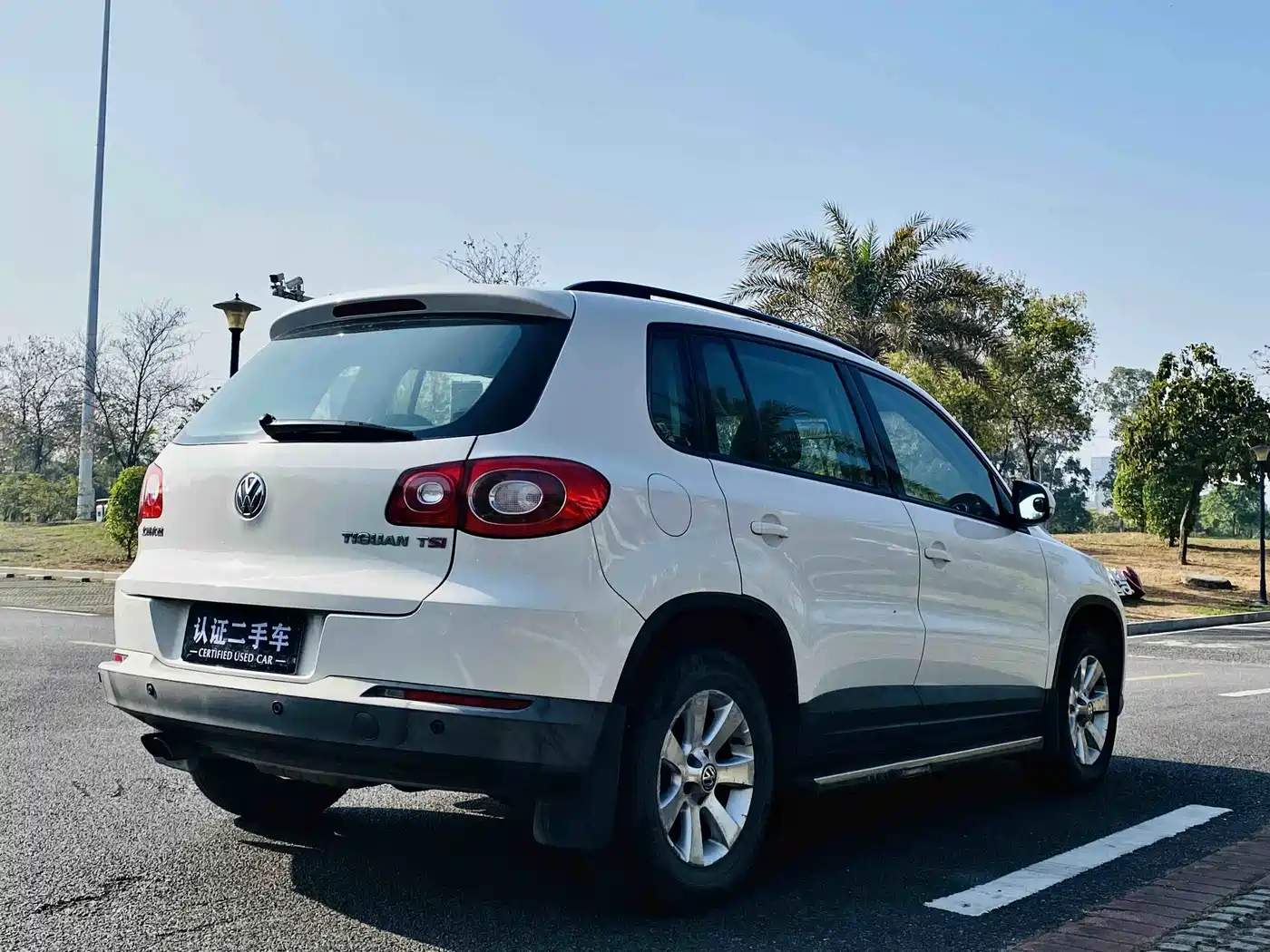 Volkswagen Tiguan 2012 1.8TSI Automatic 2WD Trend Edition фото 7