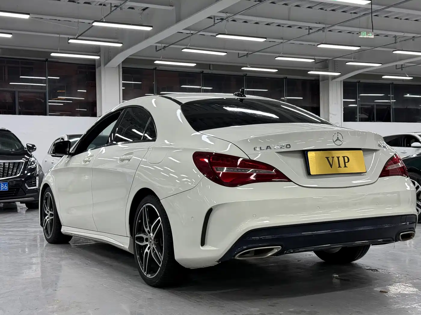 Mercedes-Benz CLA (Import) 2017 CLA 220 4MATIC фото 6