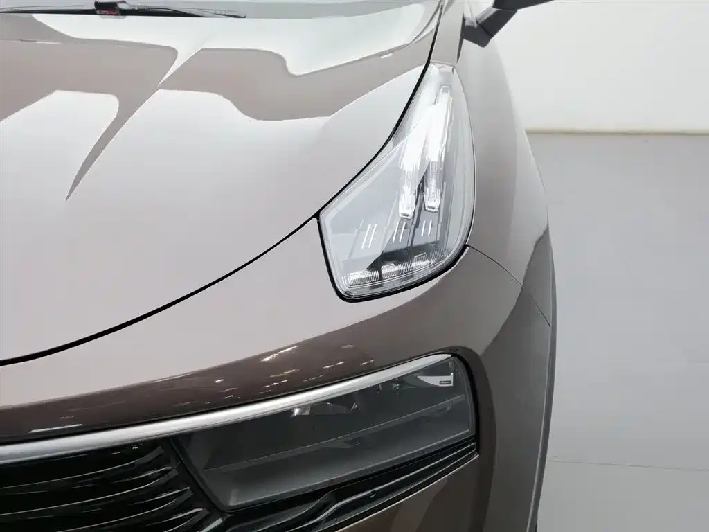 Lynk & Co 01 2017 2.0T 2WD Pro Version фото 7