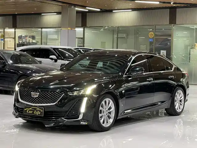 Cadillac CT5 28T, Люкс, Стандарт