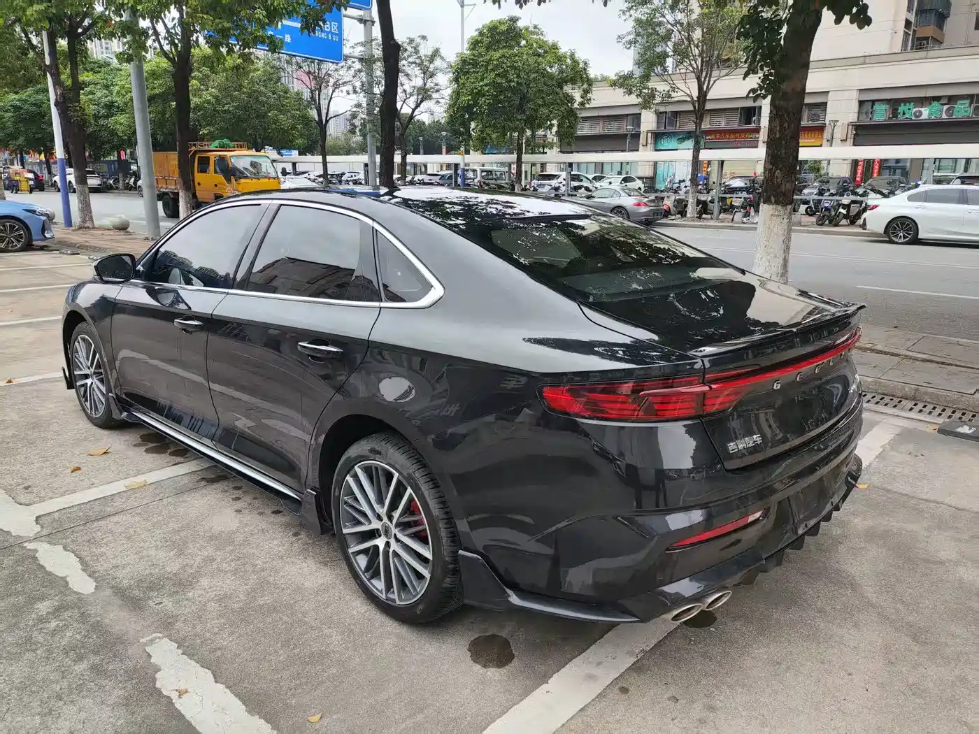 GEELY AUTOMOBILE XINGRUI