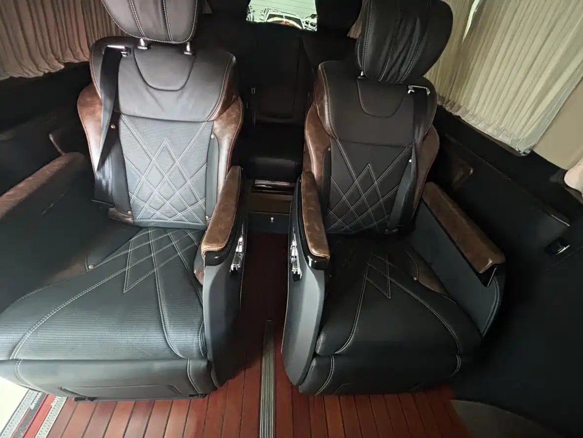 Volkswagen Caravelle 2018 2.0TSI 4WD Luxury Edition 7-Seater фото 20