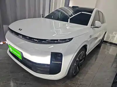 Li Auto L6