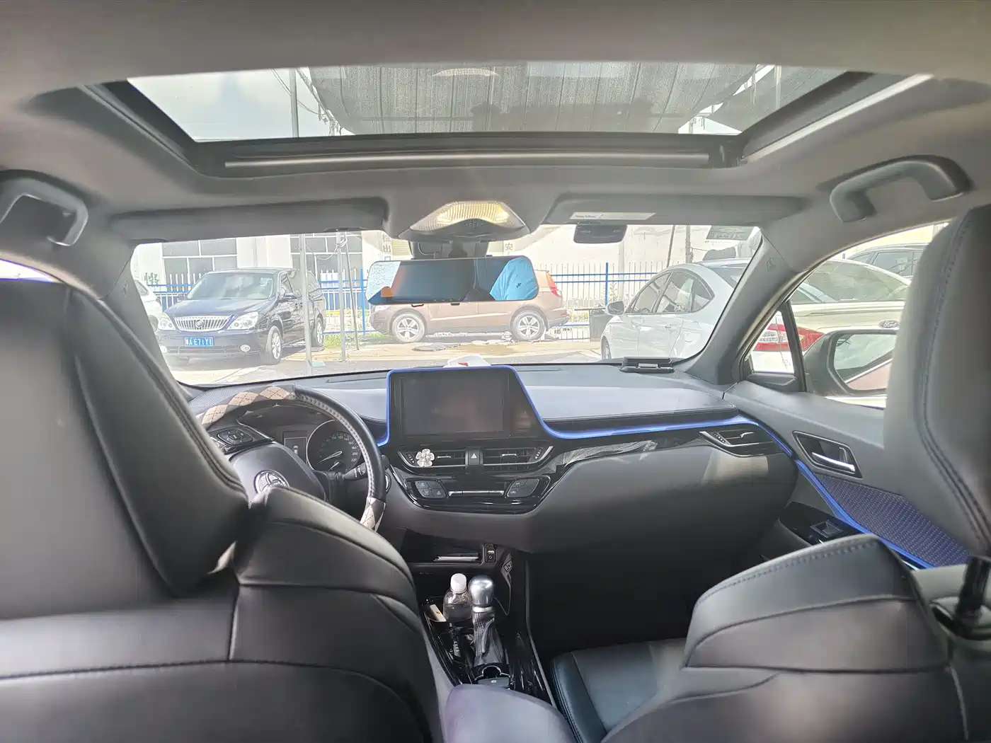 Toyota C-HR 2020 Model 2.0L Leading фото 10