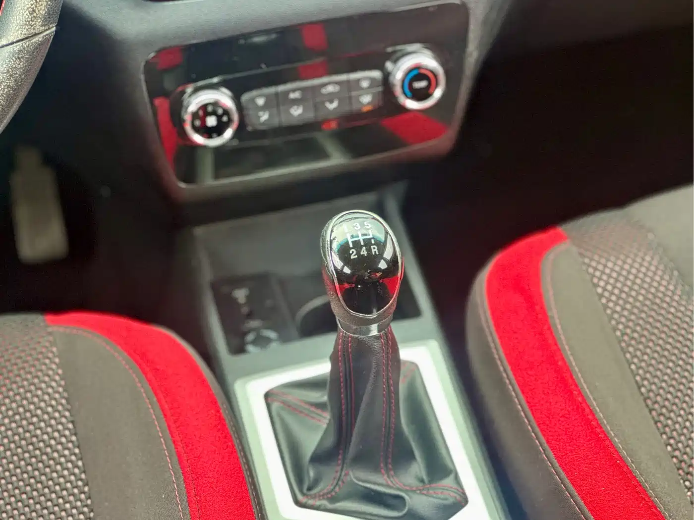 JAC Motors Refine S2 2016 2015 1.5L Manual Luxury