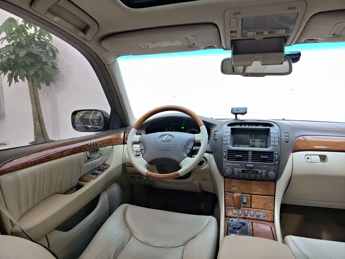 Lexus LS 2006 2005 430