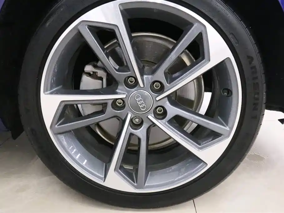 Audi A4L 2019 40 TFSI Progressive (China VI) фото 17
