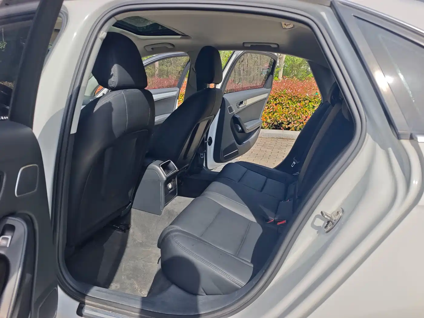 Audi A4L 2013 35 TFSI Automatic Standard фото 6
