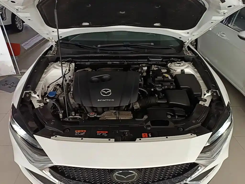 Фото 20 - Mazda CX-4