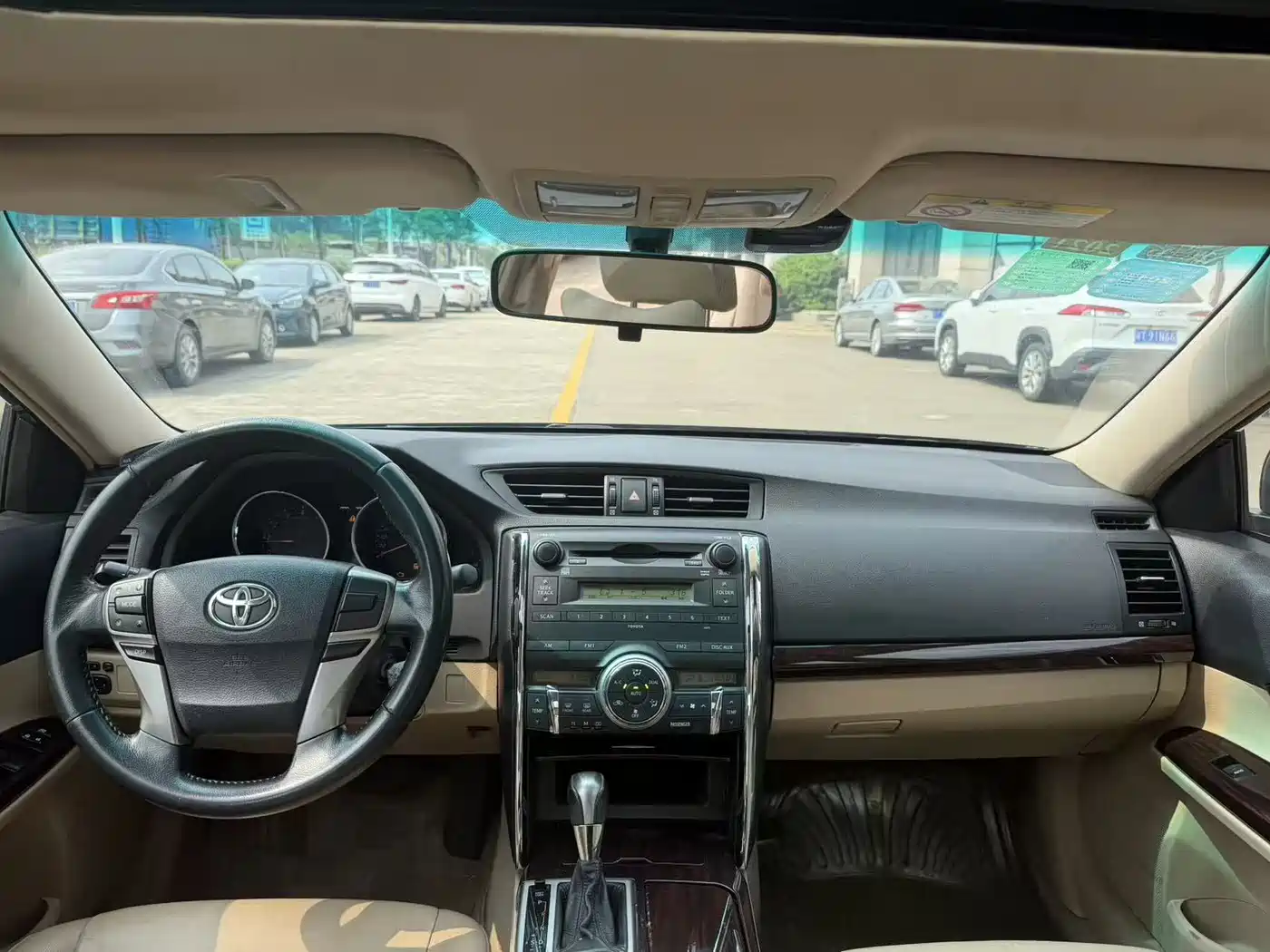 Toyota Reiz 2010 2.5V Elegance Elite Edition фото 8