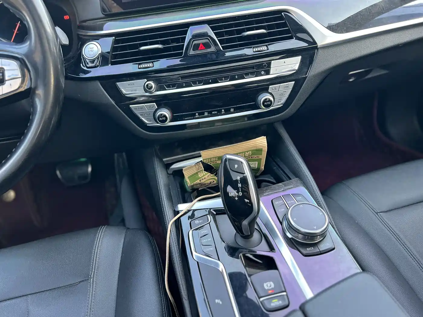 BMW 5 Series 2018 525Li M Sport Package фото 10