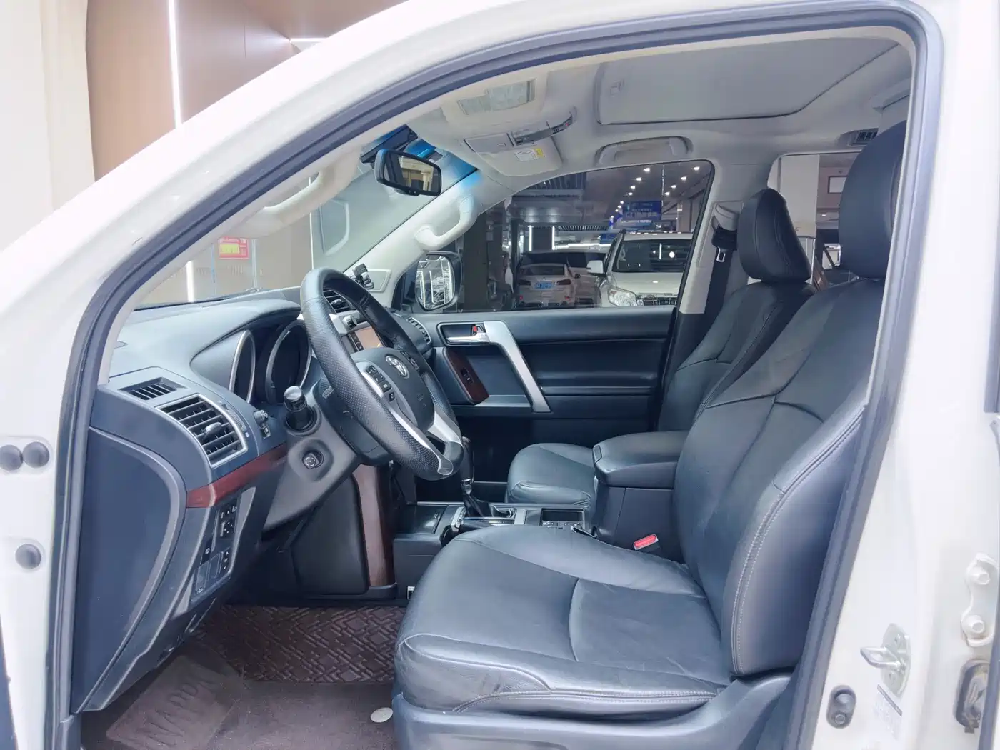 Toyota Prado 2015 2014 4.0L Automatic VX NAVI