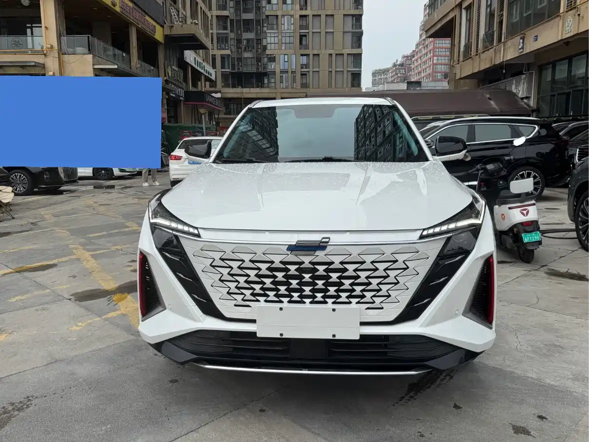 Changan Oshan Z6 2023 2022 Blue Whale 1.5T DCT Intelligent Premium