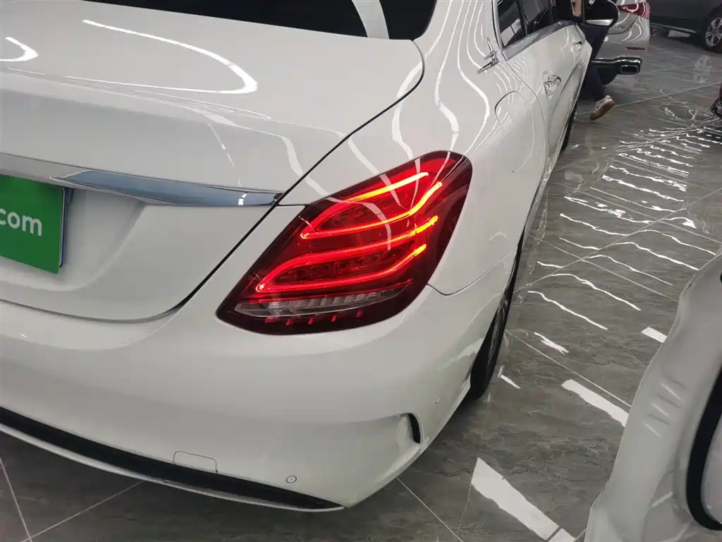 Mercedes-Benz C-Class 2018 C 200 L Sport Edition фото 8