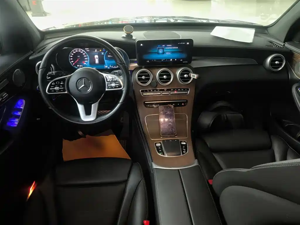 Mercedes-Benz GLC 2020 Facelift GLC 300 L 4MATIC Dynamic фото 10