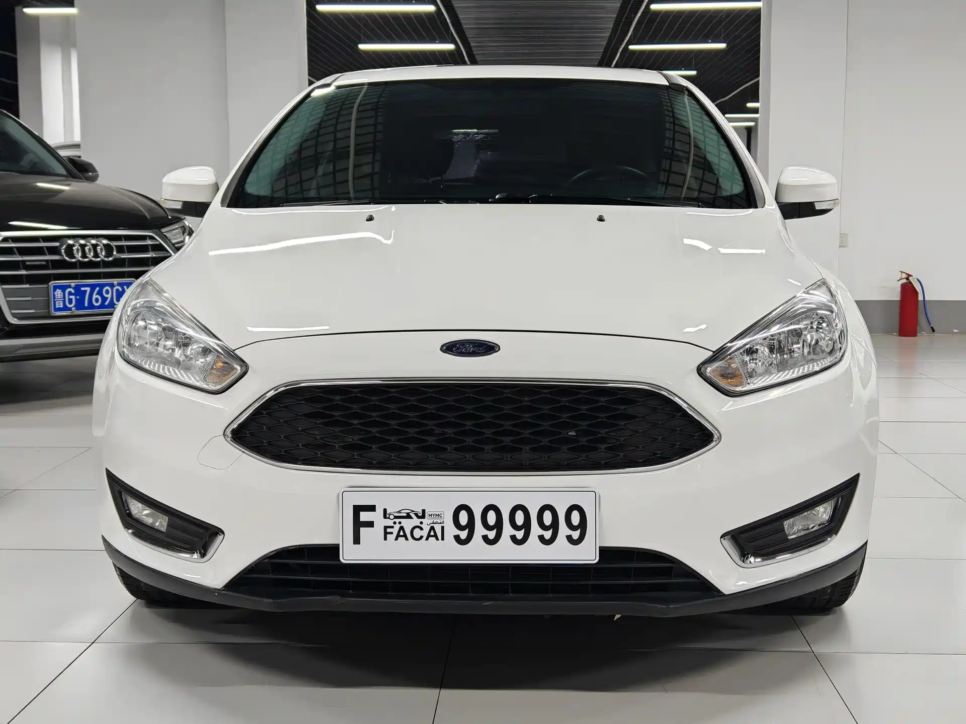 Фото 2 - Ford Focus
