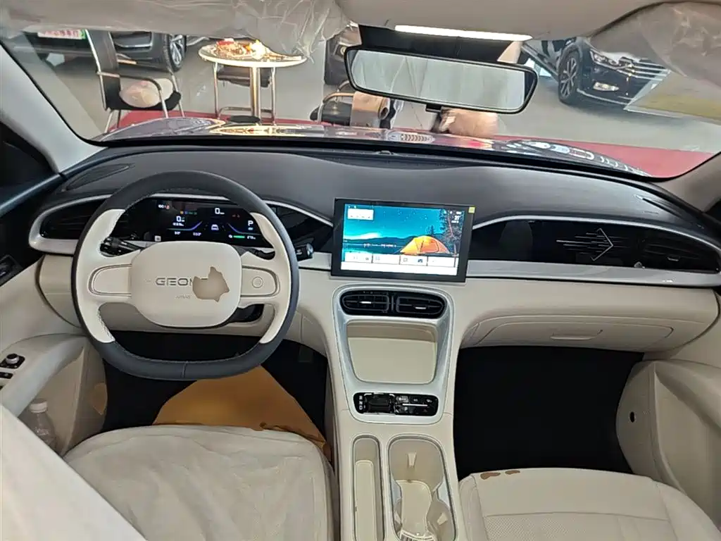 Geely Galaxy Starry Wish 2026 Edition 310km Youth Version фото 10
