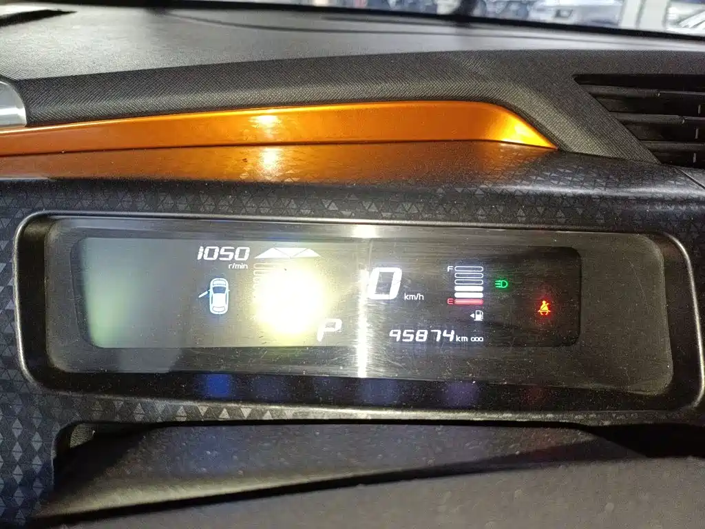 Geely Yuanjing X1 2018 2017 1.3L Auto Fun Edition