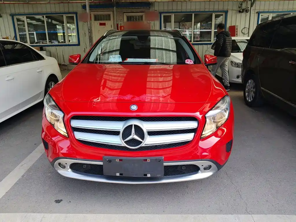 Mercedes-Benz GLA 2015 2015 GLA 200 Dynamic