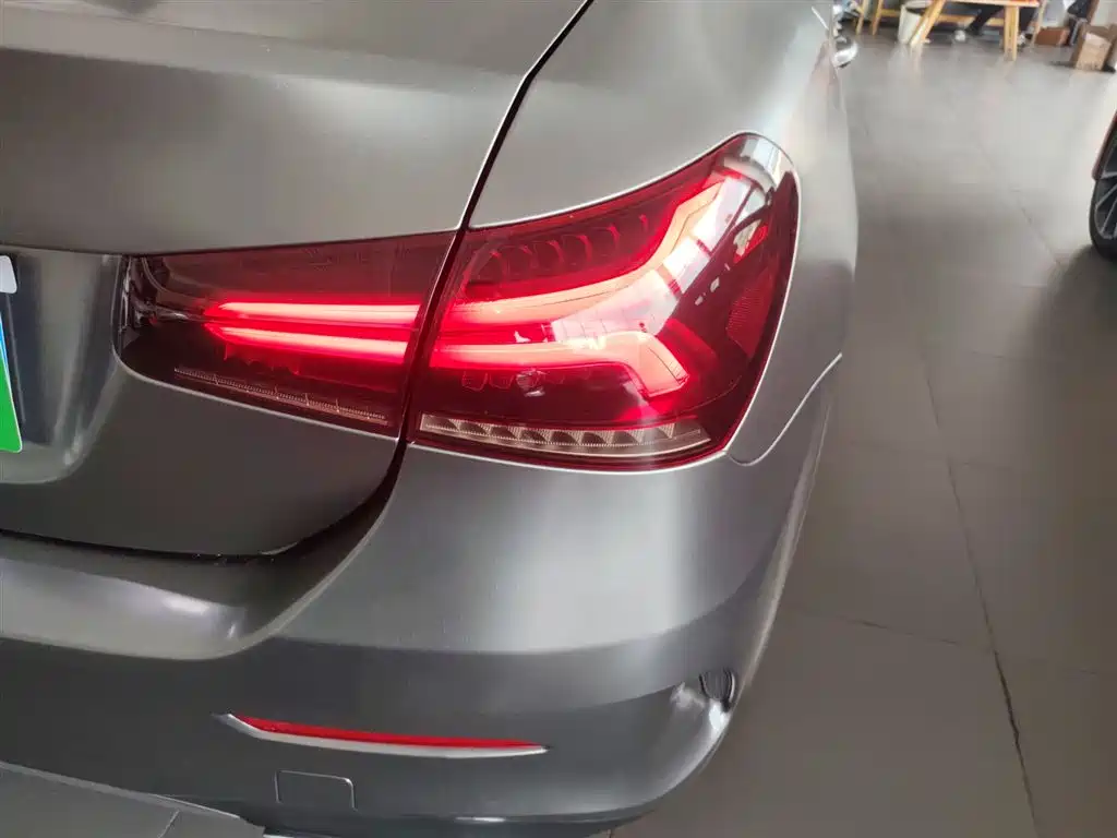 Mercedes-Benz A-Class 2019 A 200 L Sport Sedan фото 8