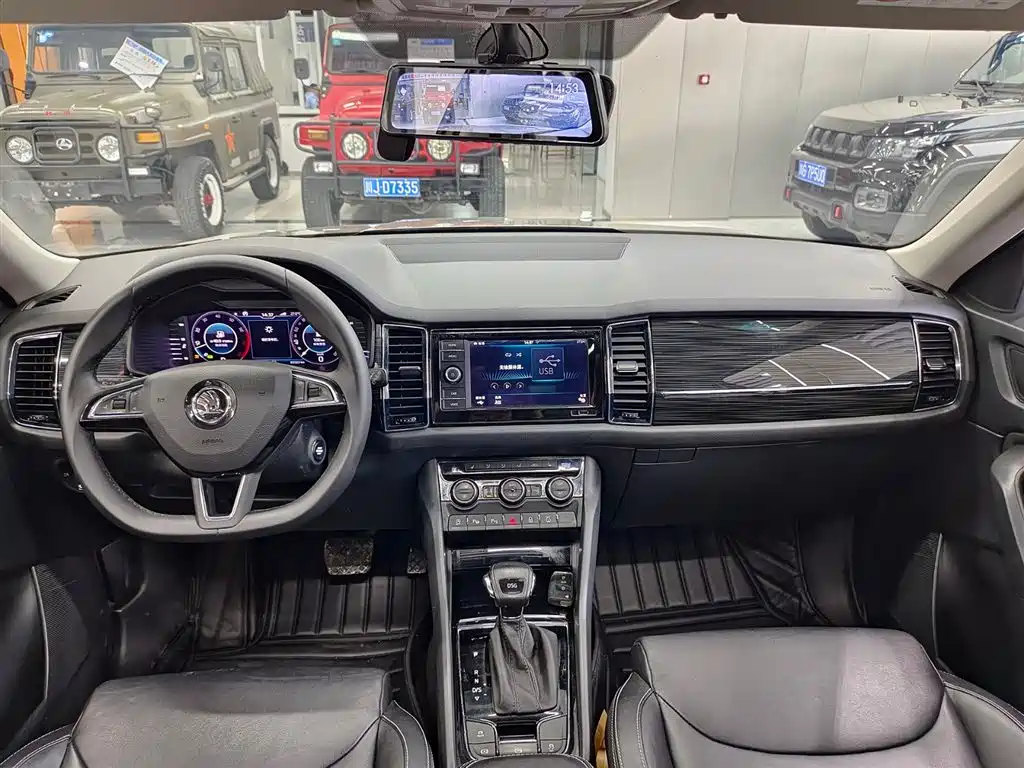 Škoda Kodiaq 2019 Facelift TSI330 5-Seater 2WD Luxury Premium Edition China VI фото 10