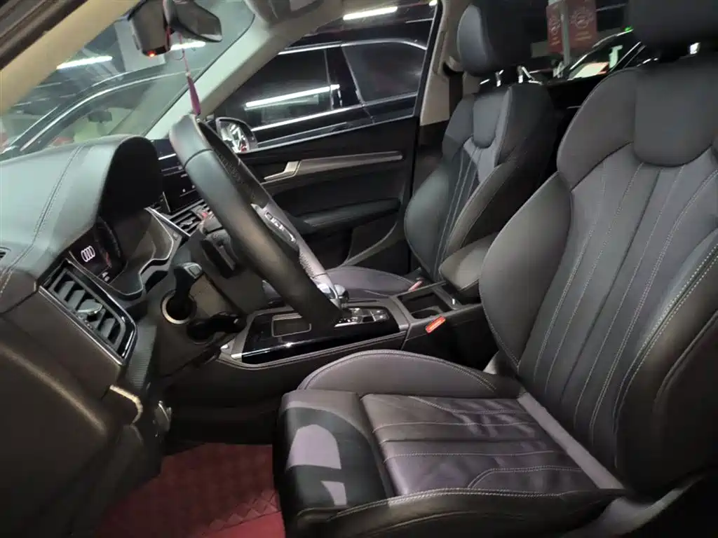 Audi Q5L 2022 40T Luxury Dynamic фото 15