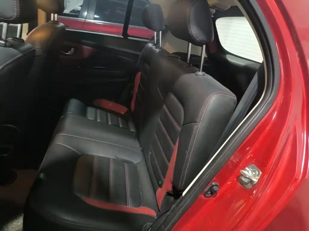 Photo 17 - Haval H1