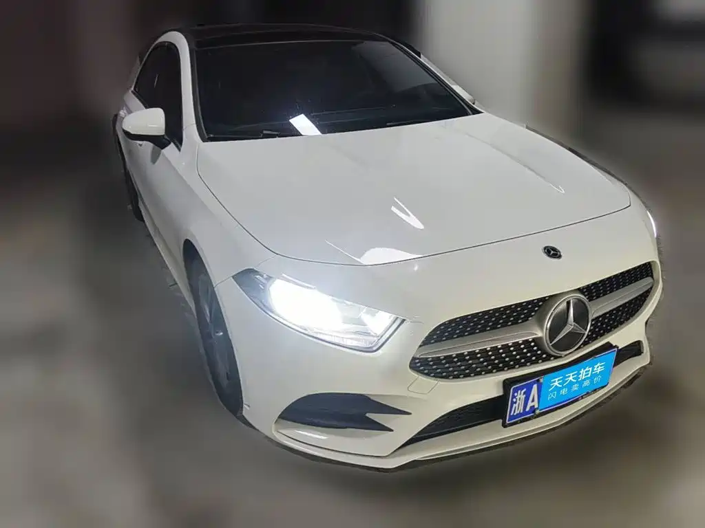 Фото 3 - Mercedes-Benz A-Class