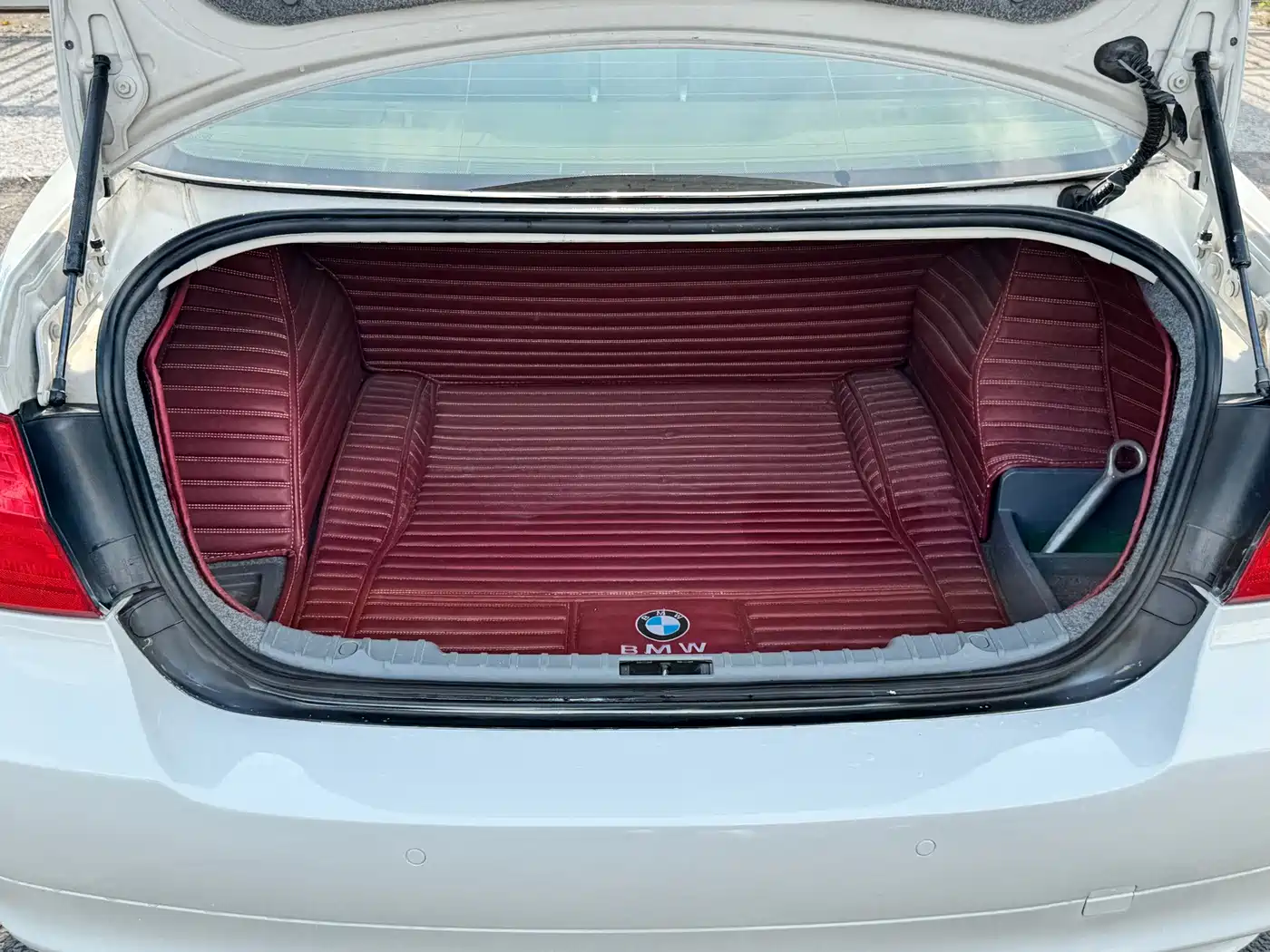 Photo 12 - BMW 3 Series