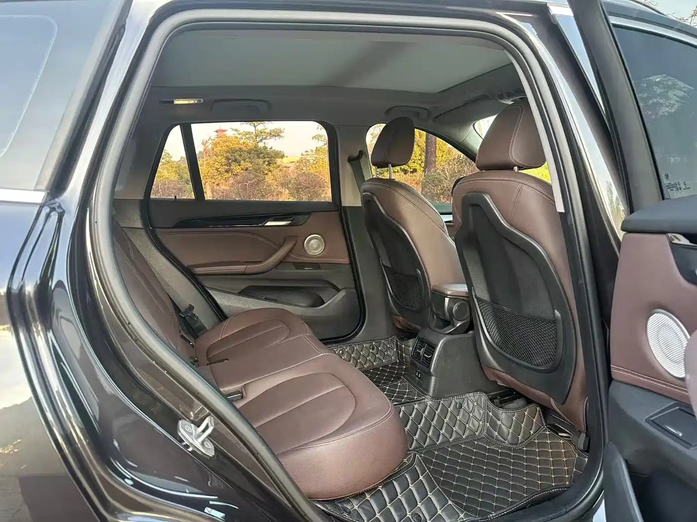 BMW X1 2022 sDrive25Li Leading фото 11