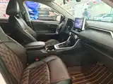 Фото 7 - Toyota Wildlander