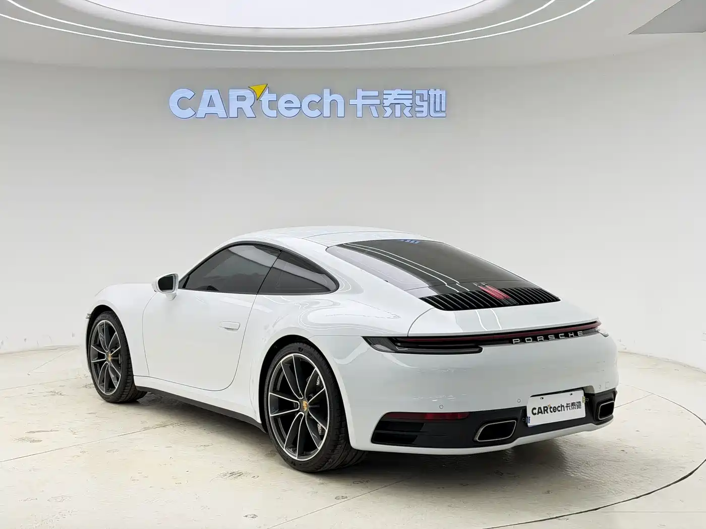 Porsche 911 2023 Carrera 3.0T фото 6