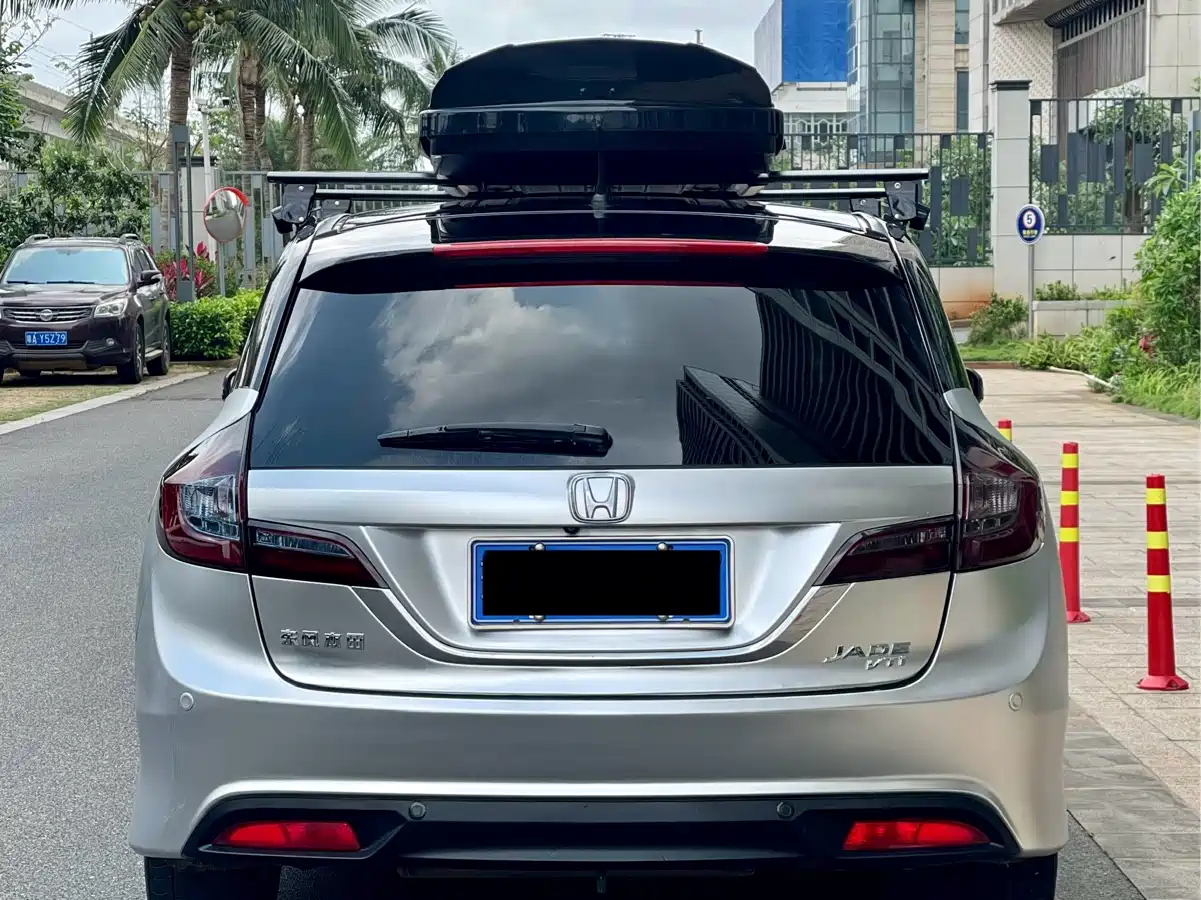 Honda Jade 2013 1.8L CVT Luxury 6-seater фото 8
