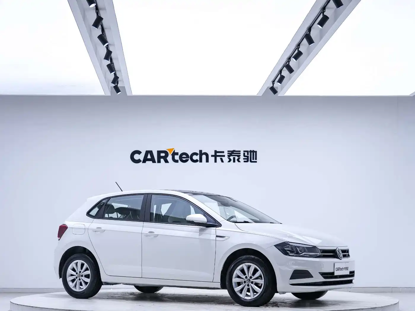 Volkswagen Polo 2021 Plus 1.5L Automatic Colorful Tech Edition фото 5