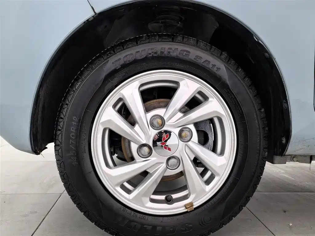 WULING AUTOMOBILE HONGGUANG MINIEV