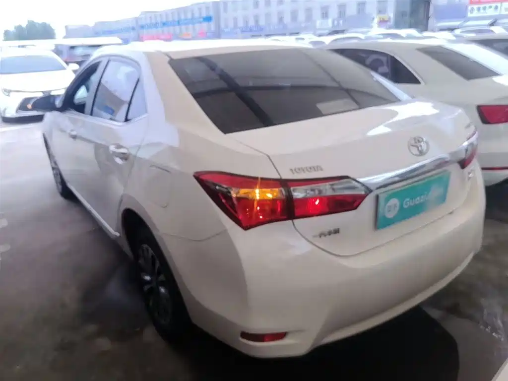 Toyota Corolla 2017 Facelift 1.2T S-CVT GL-i фото 5