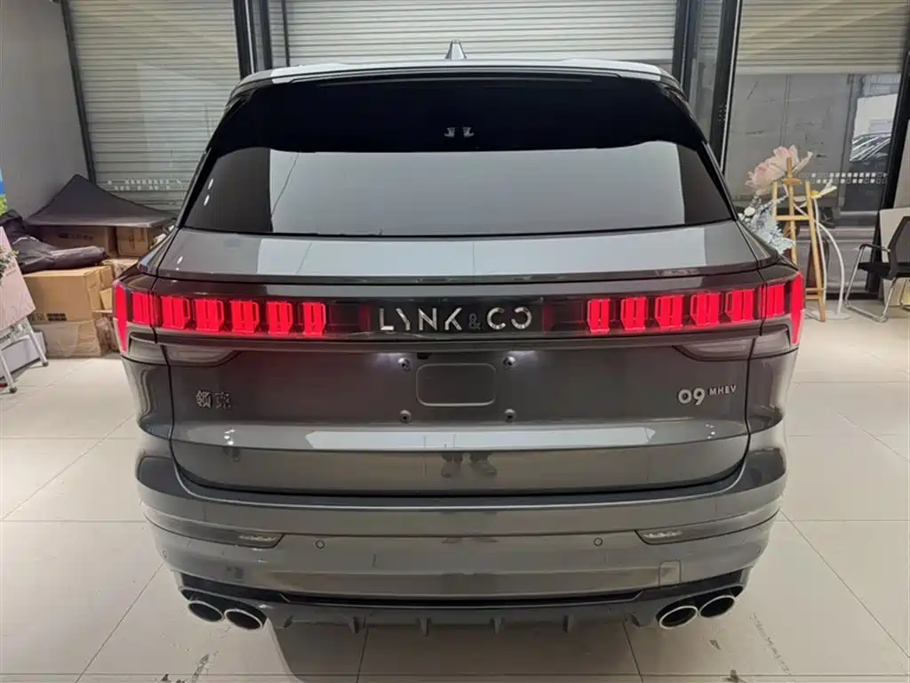 Lynk & Co 09 2021 2.0T Halo 6-Seater фото 5