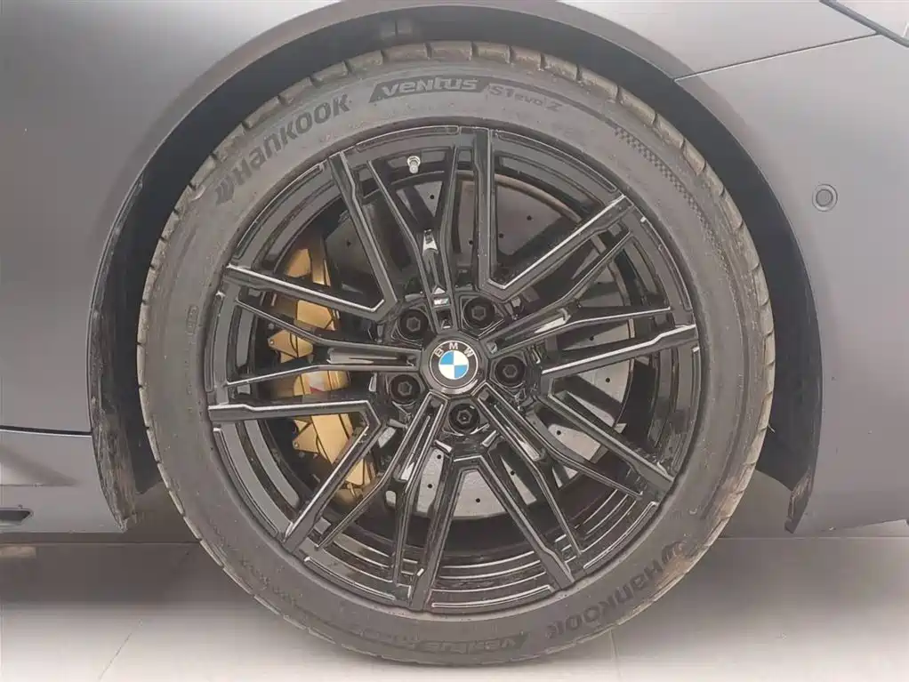 BMW M5 New Energy 2025 M5 фото 18