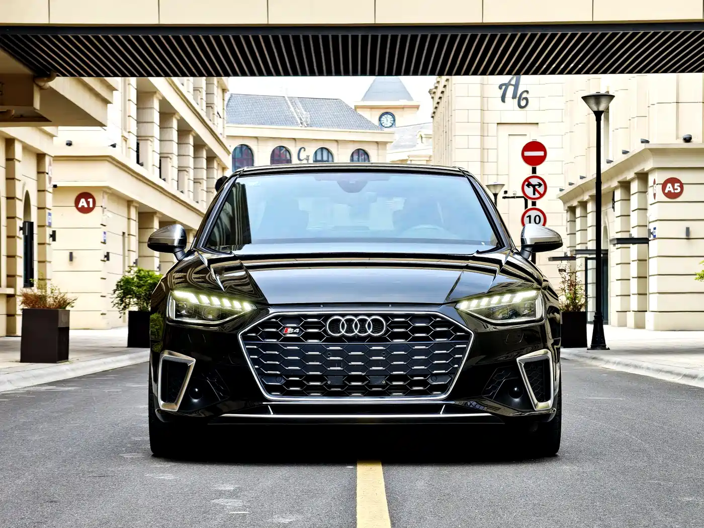 AUDI S4
