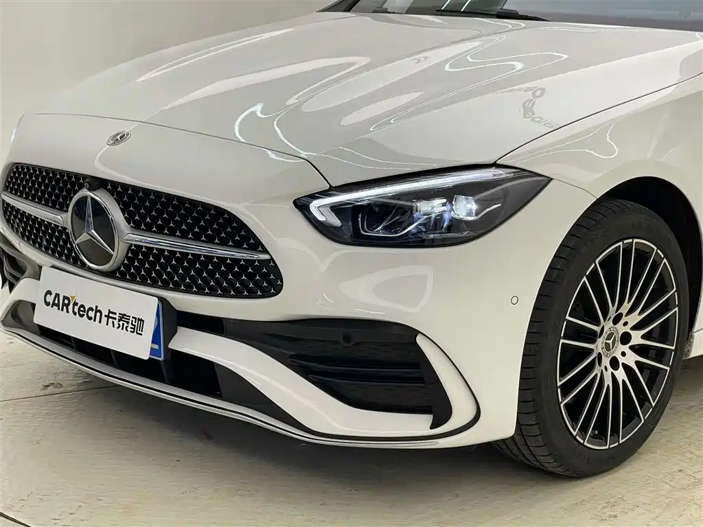 MERCEDES-BENZ CLASS C